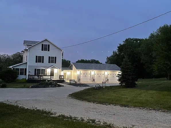 8095 Highway 92, Indianola, IA 50125