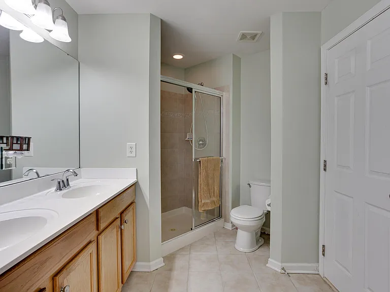 13312 Silverdust Ln — Photo 18
