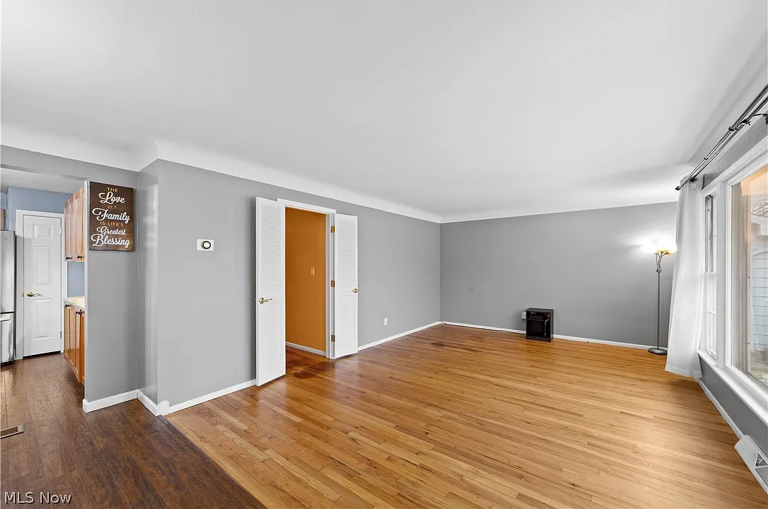 3 bed, 1.5 bath, 2968 sqft, $2,200 — Photo 4
