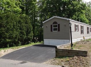 18 Tallow Ln, New Milford, CT 06776
