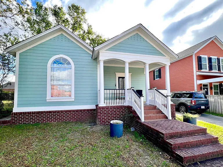 4662 Jenkins Ave — Photo 2