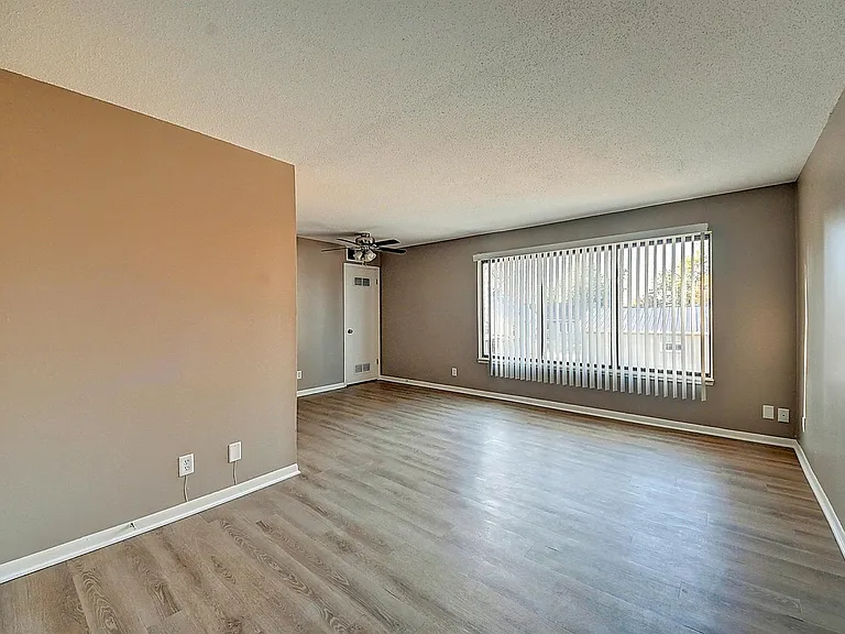 1215 Oakland Rd NE #44 — Photo 11