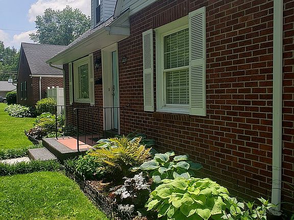 4th image of 4409 Virginia Ave SE