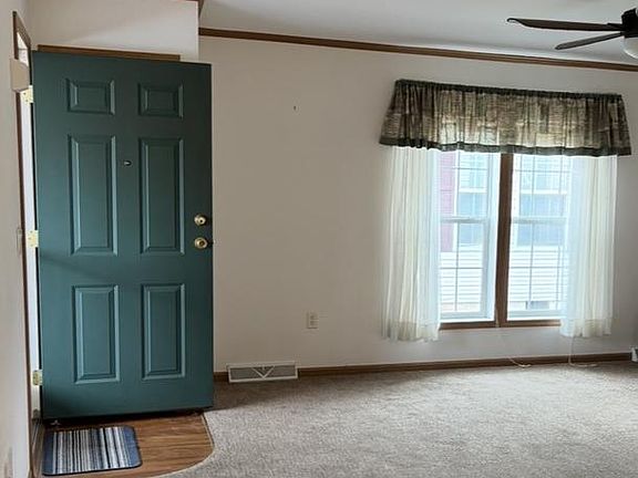 3rd image of 104 Boyer Rd