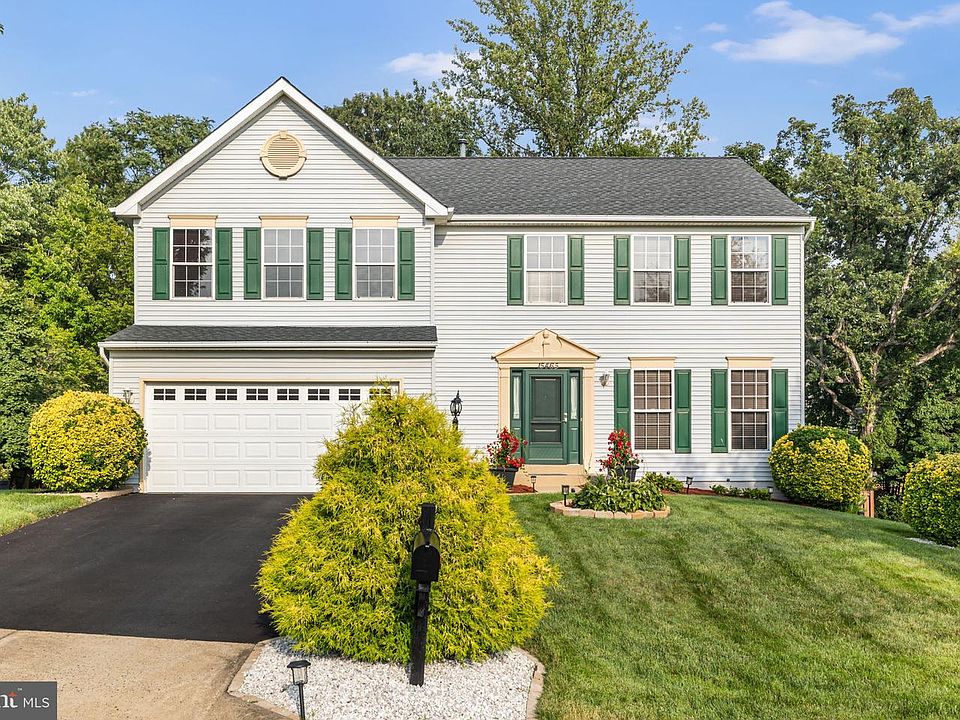 1st image of 15465 Ambergate Dr