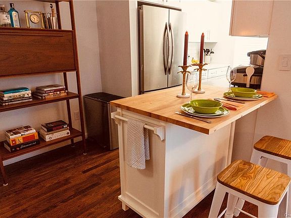 5th image of 1 Hawley Ter APT 2E