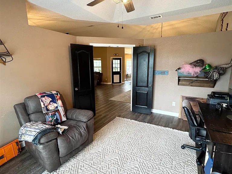 9909 S Trace Rd — Photo 17
