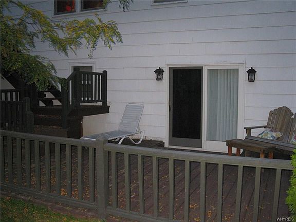 5th image of 38 Puritan Pl