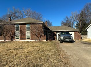 11104 E 74th St, Raytown, MO 64133