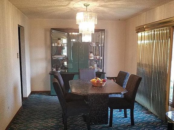 5th image of 1017 E 193rd Pl