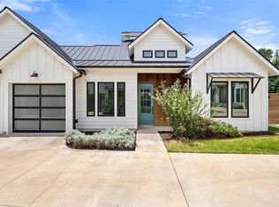4020 Valley View Rd #B, Austin, TX 78704