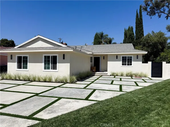 13131 Crewe St, North Hollywood, CA 91605