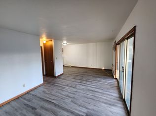 SW 3000 24th St RI, Rock Island, IL 61201