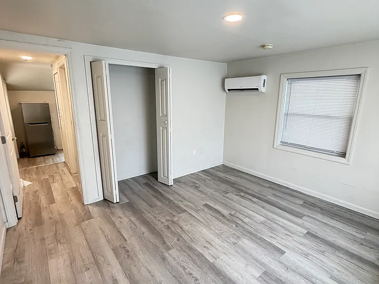 66 Quarry Rd — Photo 2