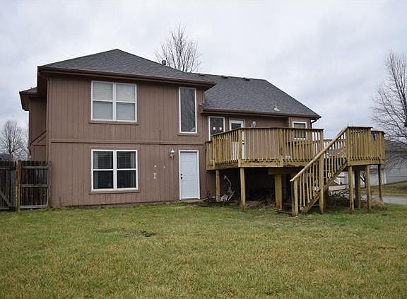 3rd image of 601 Westview Dr