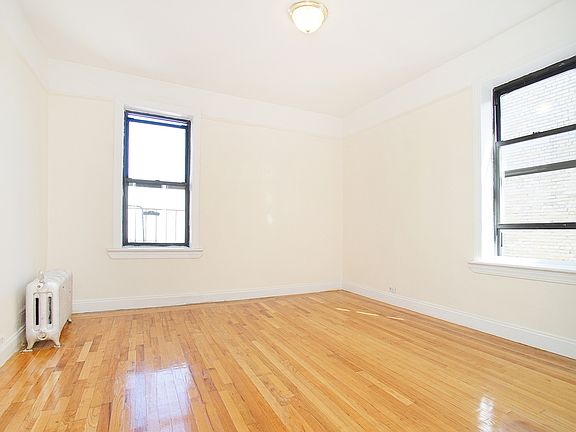 5th image of 370 Fort Washington Ave #411