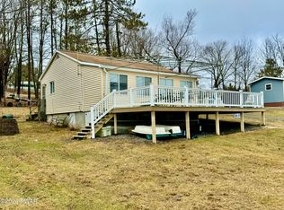 26 3rd St, Thompson, PA 18465