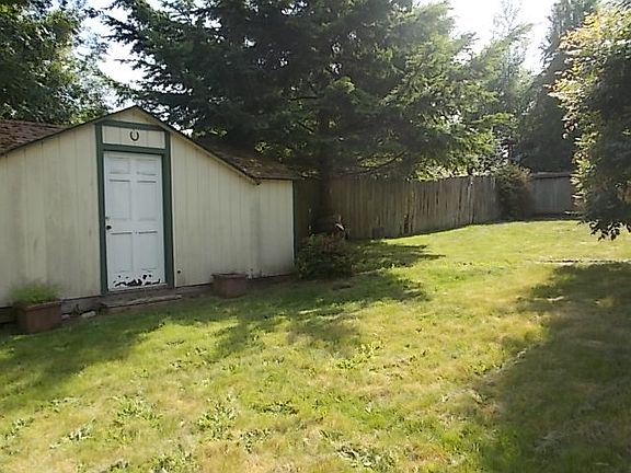 3rd image of 20310 119th St E