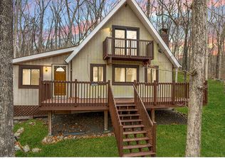 6147 Decker Rd, Bushkill, PA 18324