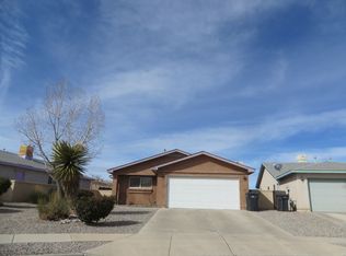 533 Cimarron Meadows Dr NE, Rio Rancho, NM 87144
