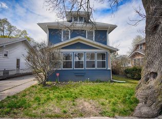 2418 Markley Pl, Lansing, MI 48910