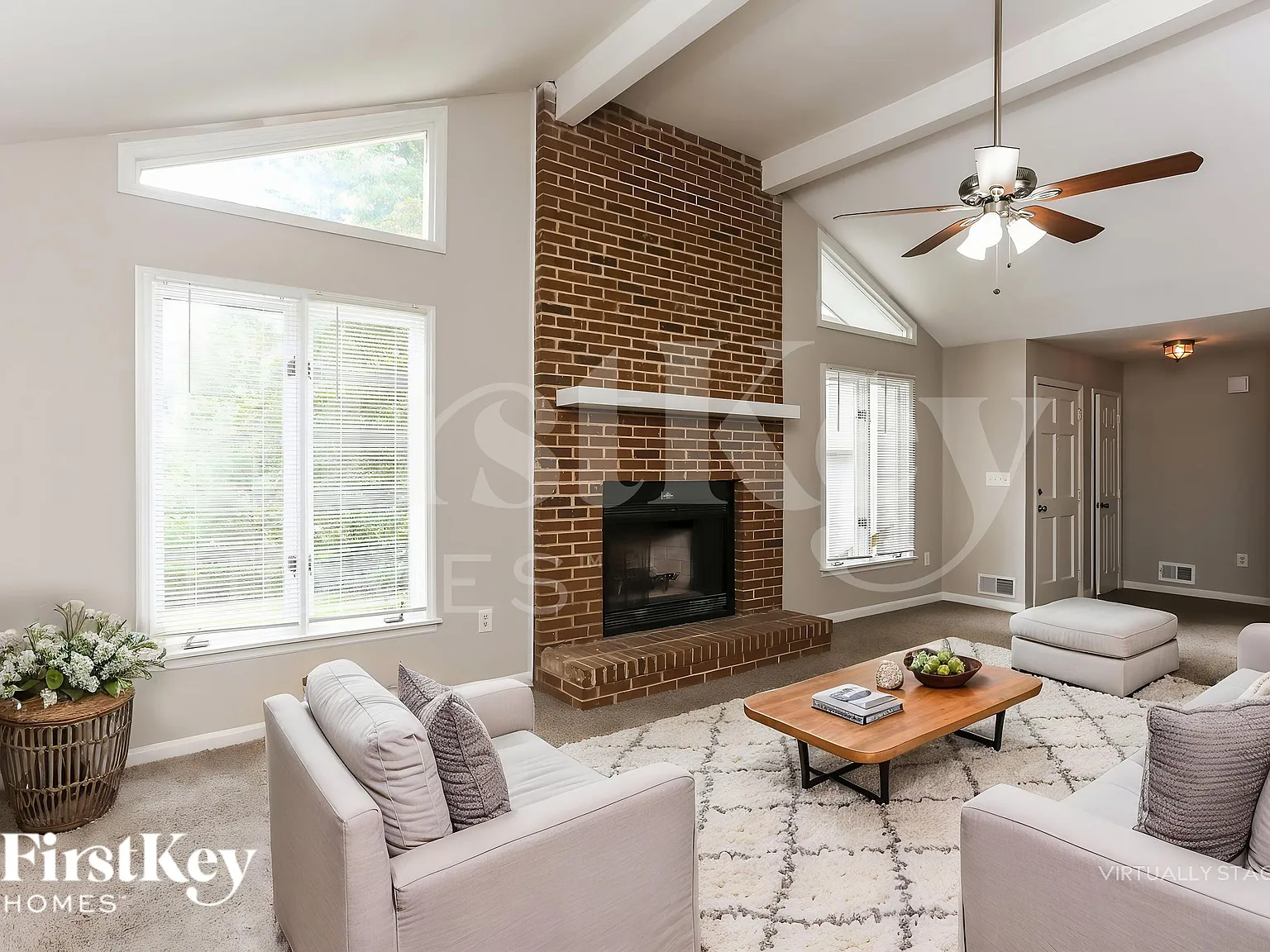 3 bed, 2.0 bath, 1686 sqft, $2,005 — Photo 4