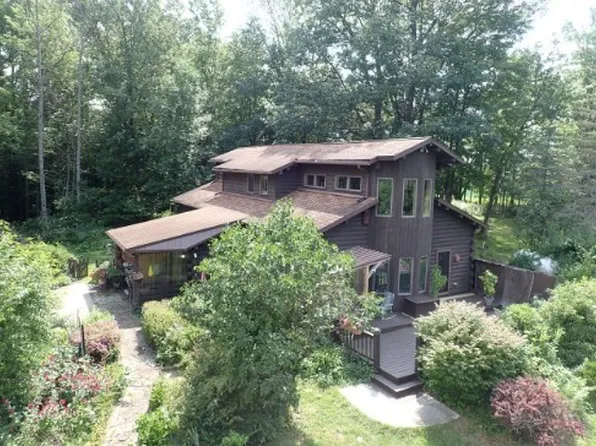 321 Ludington Road Ext, Endicott, NY 13760