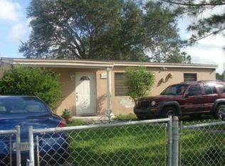 3555 NW 98th St, Miami, FL 33147