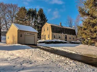 22 W Hill Ter, Gardiner, ME 04345