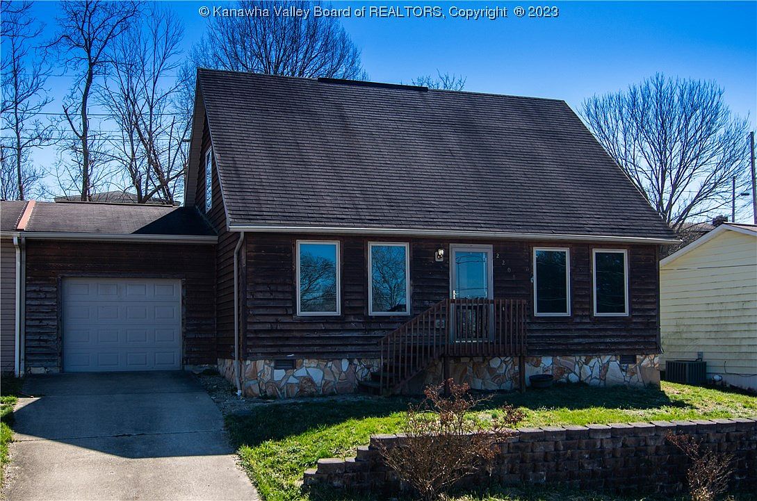 2208 Oakridge Dr, Charleston, WV 25311 Zillow