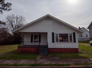 1 E Jackson St, Ware Shoals, SC 29692