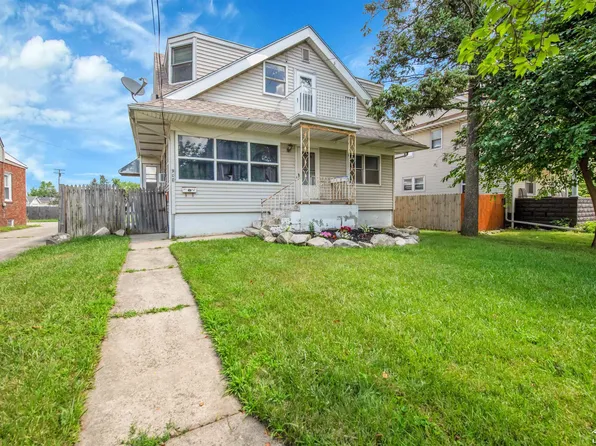 908 W Elm Ave, Monroe, MI 48162