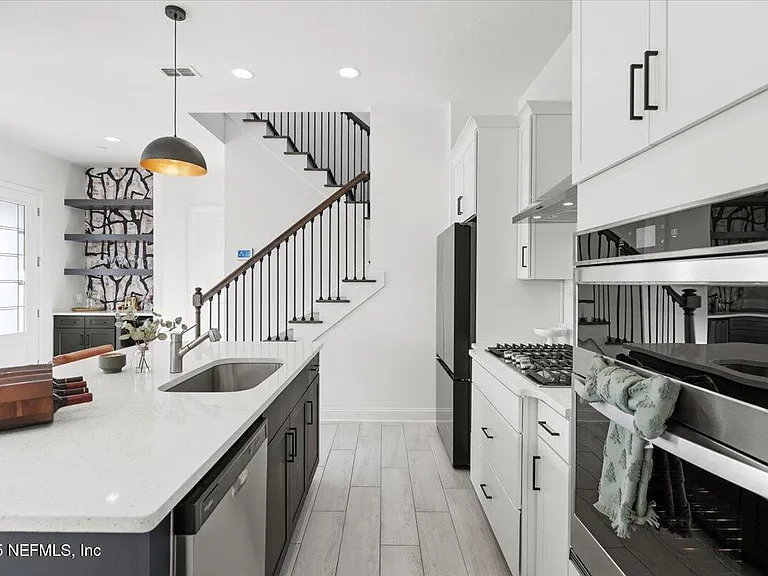492 Rum Runner Way — Photo 8