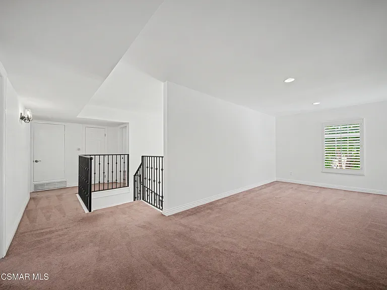22777 Brenford St — Photo 29