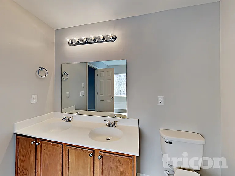 4003 Larkhaven Village Dr — Photo 10