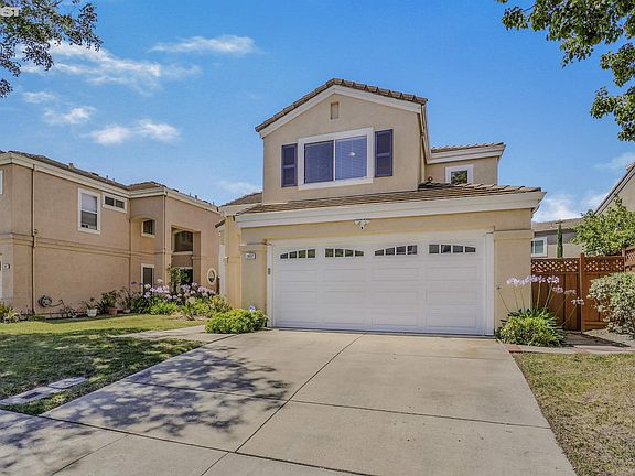 2nd image of 2837 Montair Way