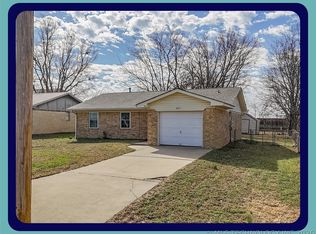 2217 E Meandering Way, Ada, OK 74820