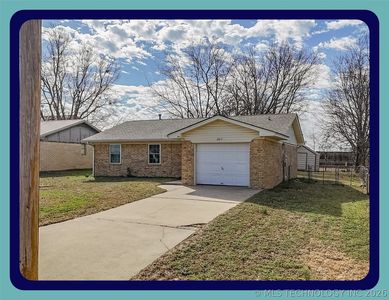 2217 E Meandering Way, Ada, OK, 74820
