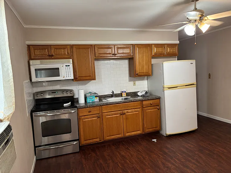 64 Burr St #1 — Photo 1