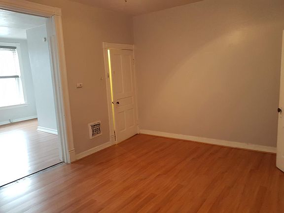 4th image of 4159 Botanical Ave #A