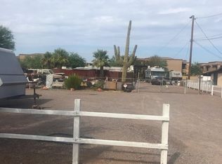 592 S Grand Dr, Apache Junction, AZ 85120