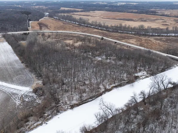 Clayton Ave, Mount Pleasant, IA 52641