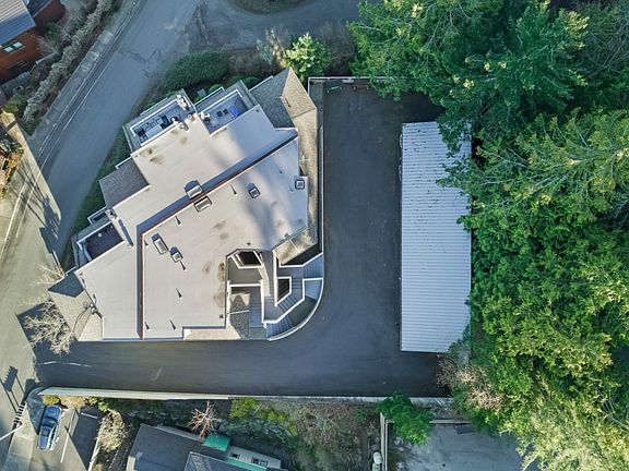 5th image of 625 Harrison St #F