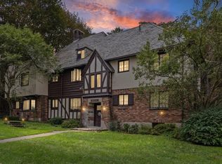 117 Highland Prkwy, Rochester, NY 14620