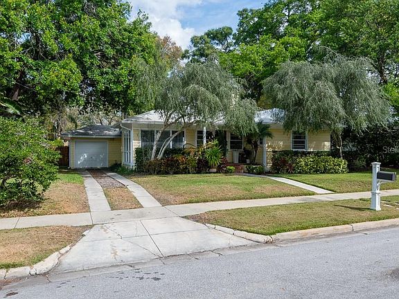 3rd image of 3809 W Empedrado St