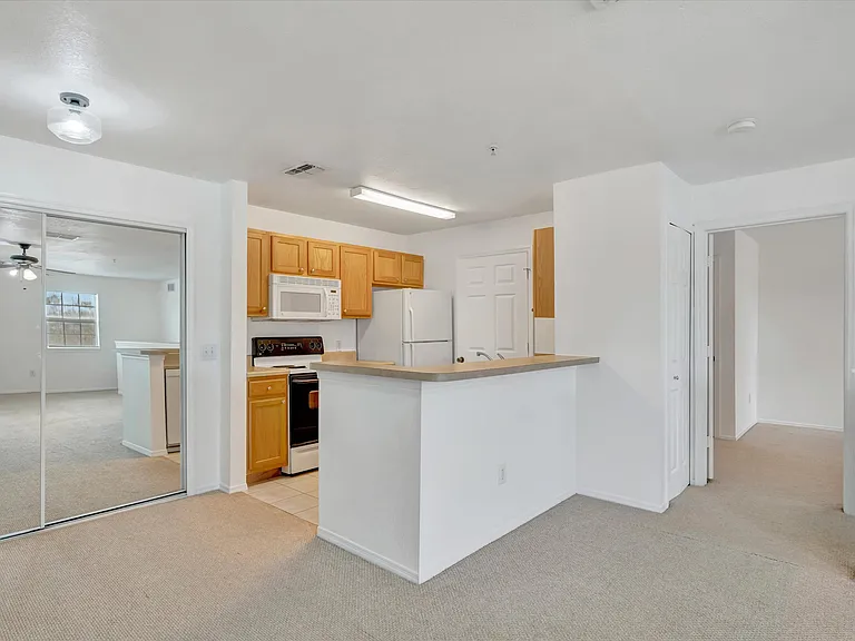 4850 51st St W #3205 — Photo 25