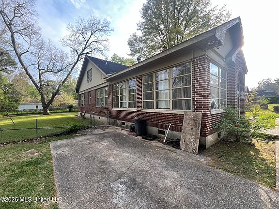 2nd image of 3817 29th St