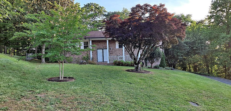 1st image of 1116 Charwood Ln