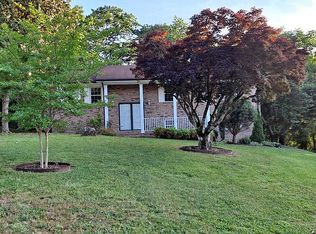1116 Charwood Ln, Hixson, TN 37343