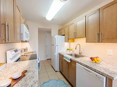 North Hills Apartments, LLC — photo 10